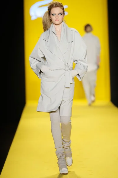 Look 5